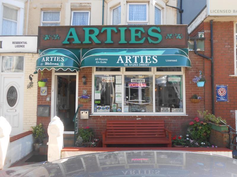 Arties Hotel Blackpool Kültér fotó